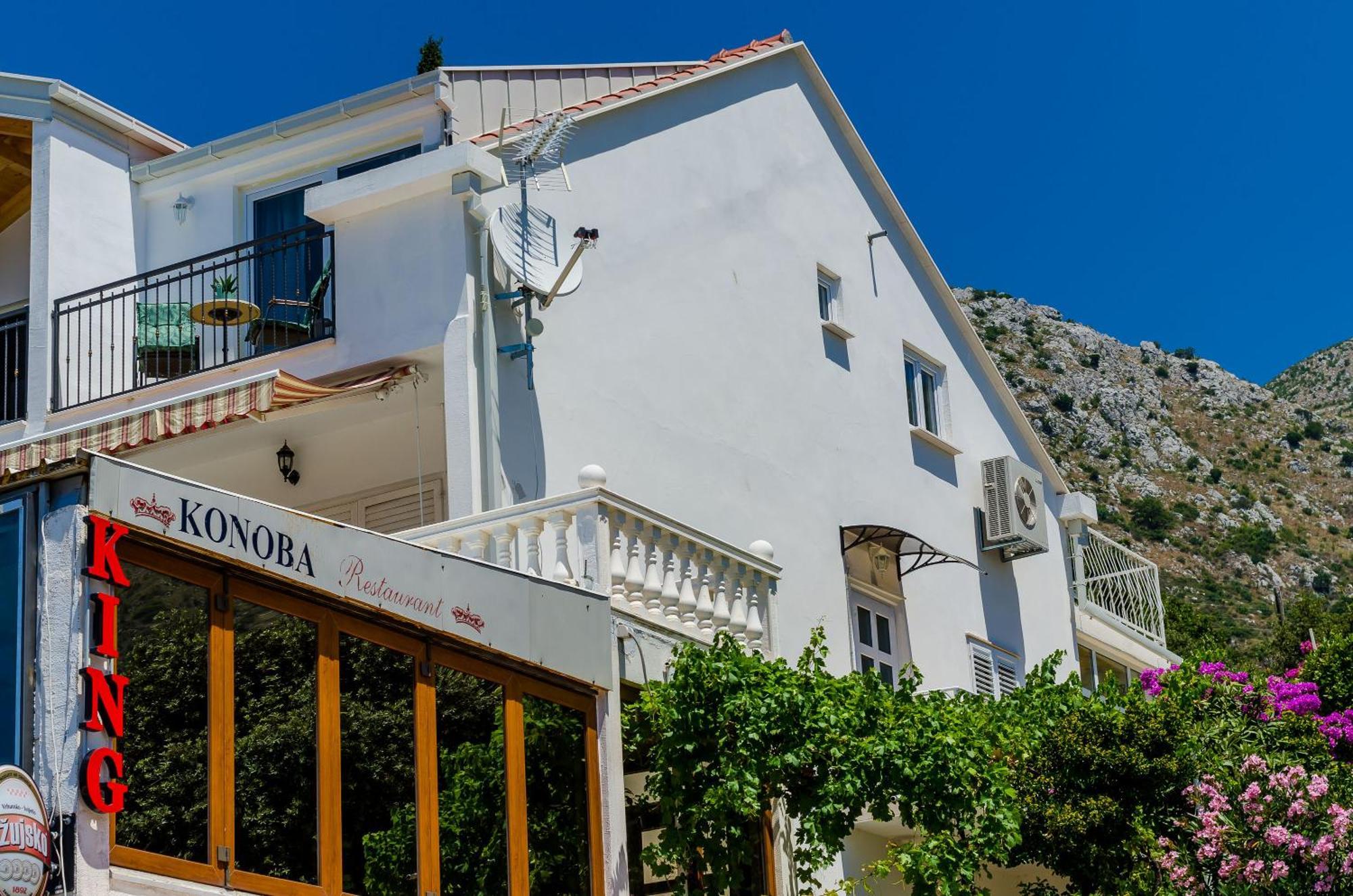 King Suite Mlini Exterior photo